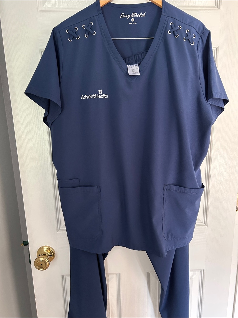 Advent health scrubs